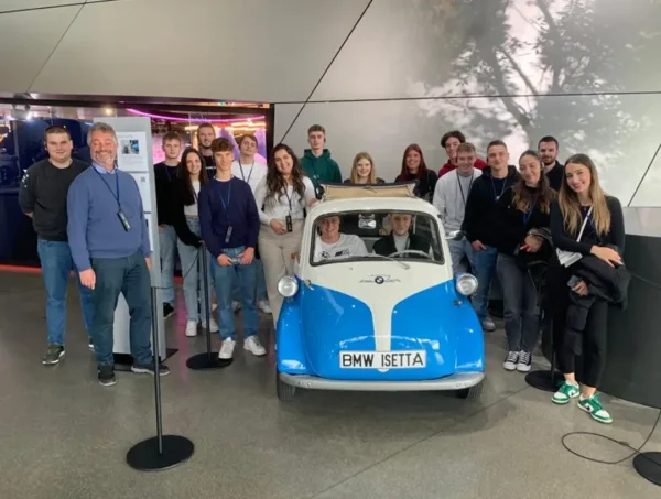 Azubi Ausflug BMW Welt 2023